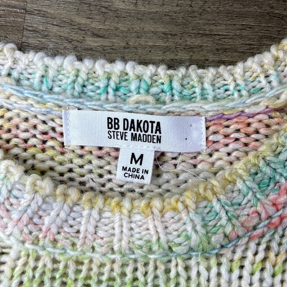 BB DAKOTA Women’s Sweet Tooth Sweater, Crewneck, Pastel, size medium - Picture 4 of 12